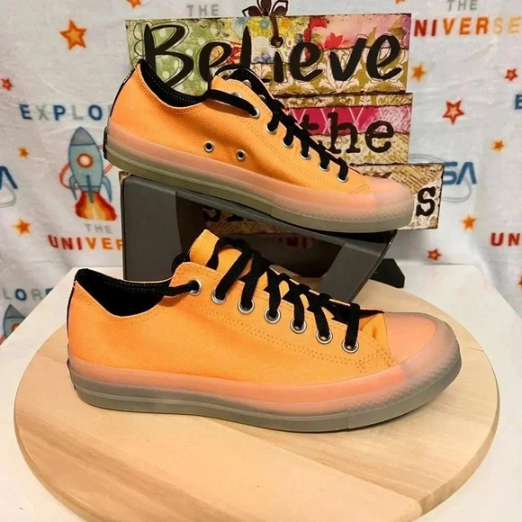 CONVERSE CTAS OX ORANGE 🍊 PALE - Picture 7 of 11